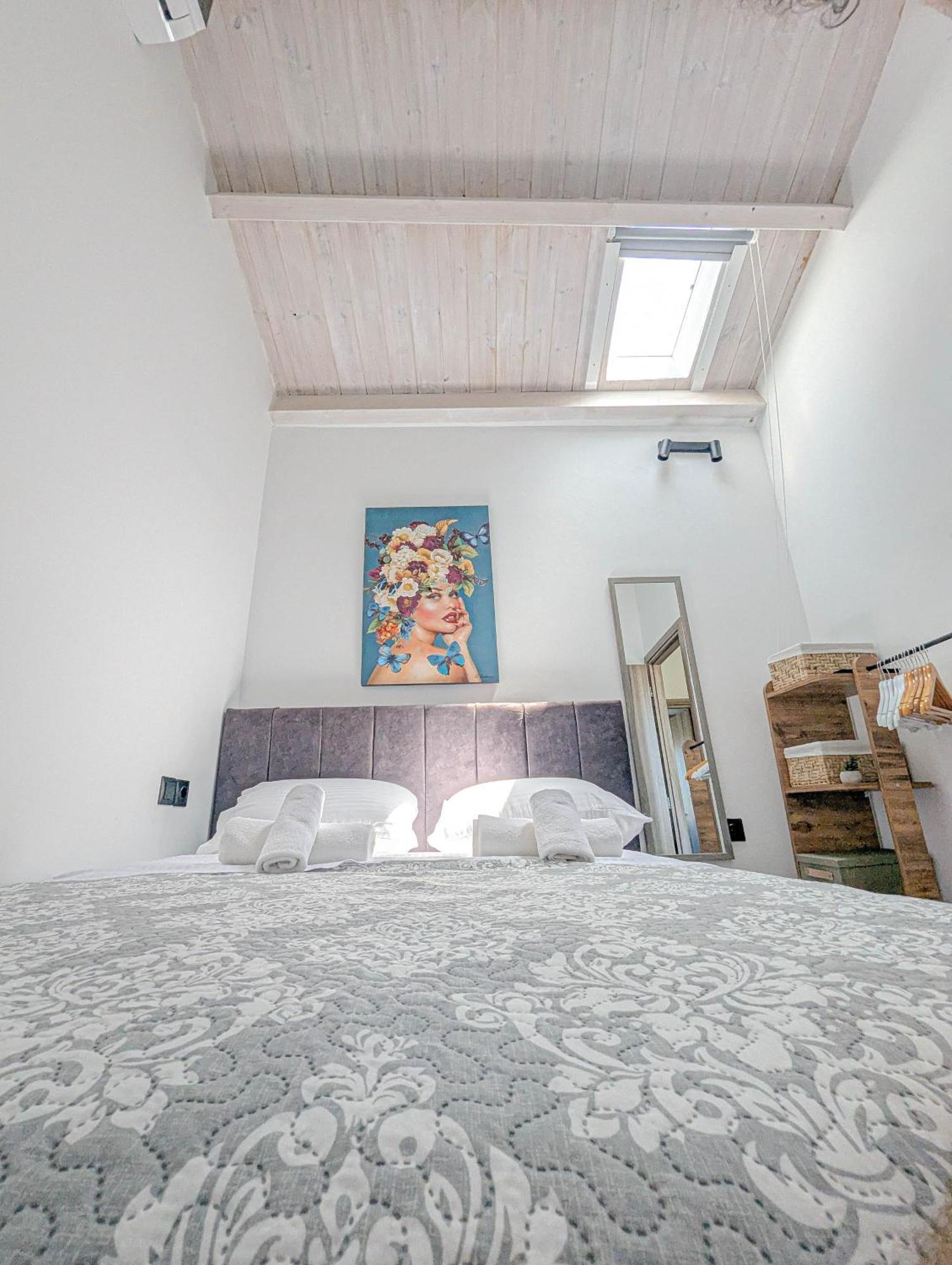 Ionian Pearl And Apartment Corfu (city)